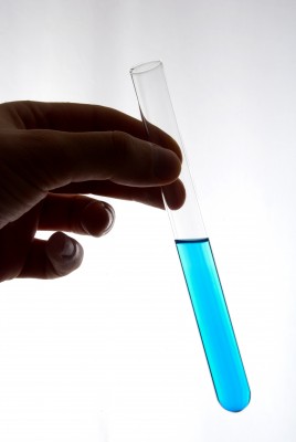 Lab Provrör i Hand